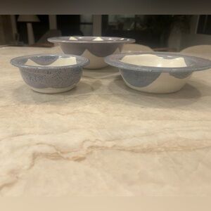 Handmade Studio Pottery Nesting Bowls – Signed – Lavender Grey &Cream – Set of 3